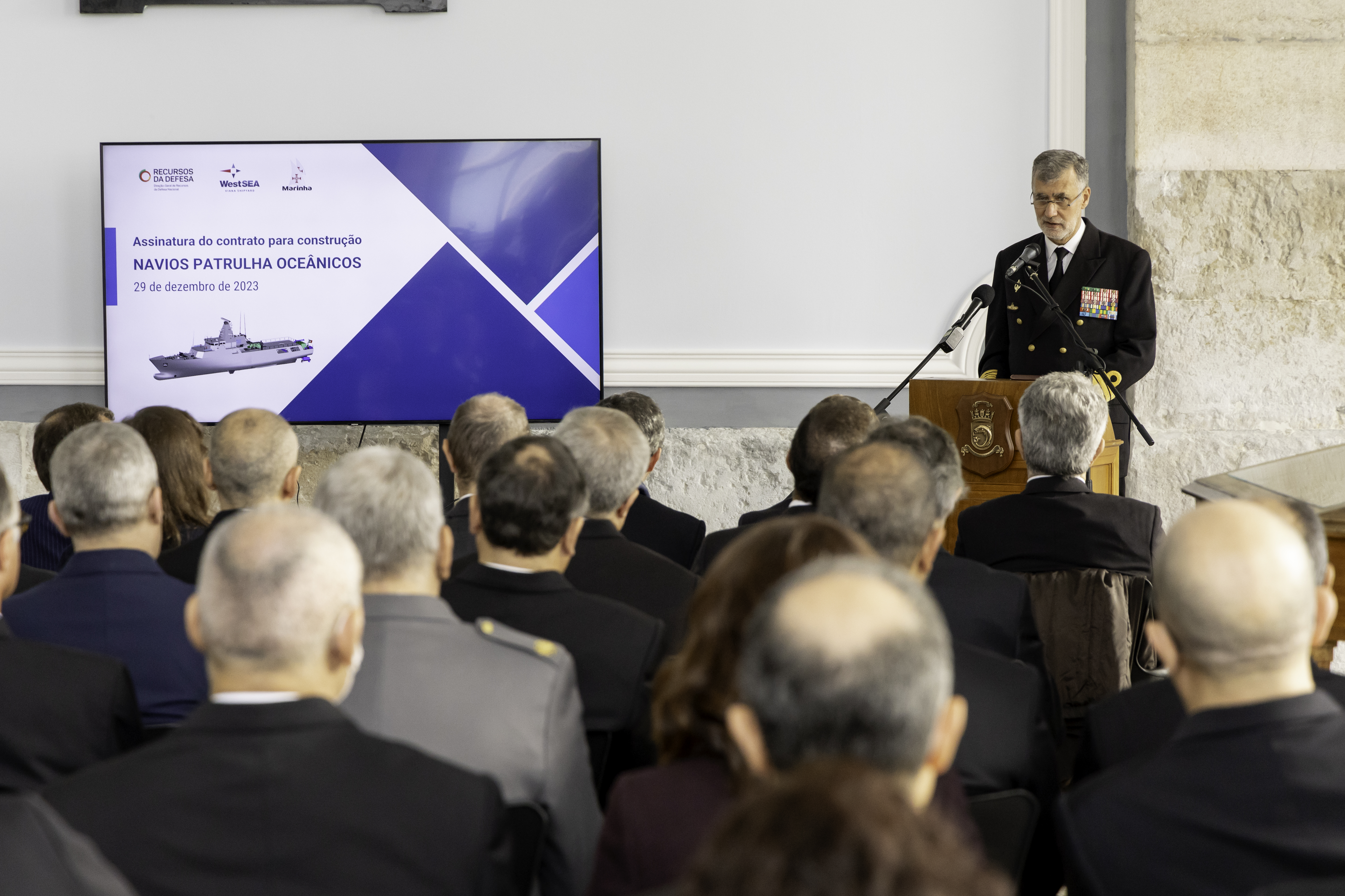 Almirante CEMA
