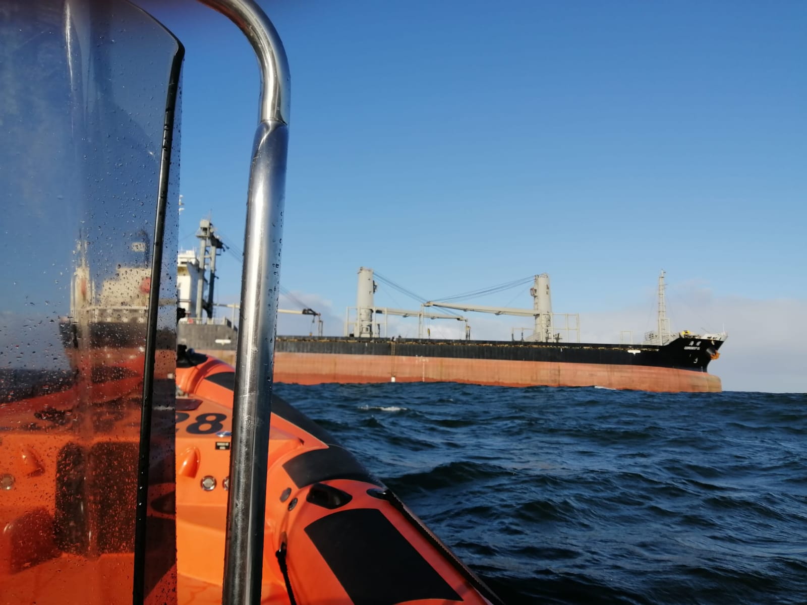 Marinha coordena resgate de tripulante ao largo do Porto de Leixões