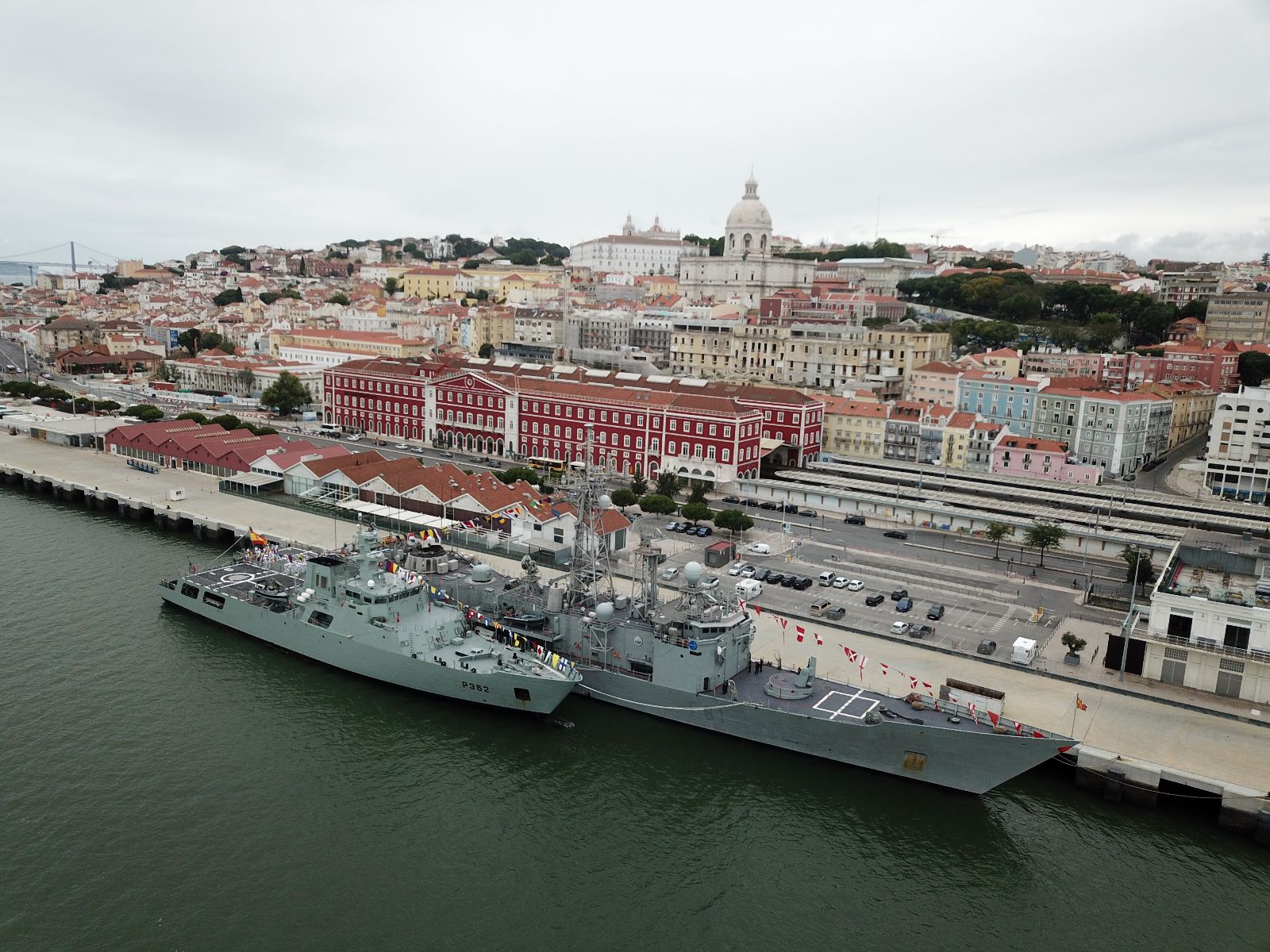 Marinha portuguesa participa em grande exercício naval com Itália e Espanha