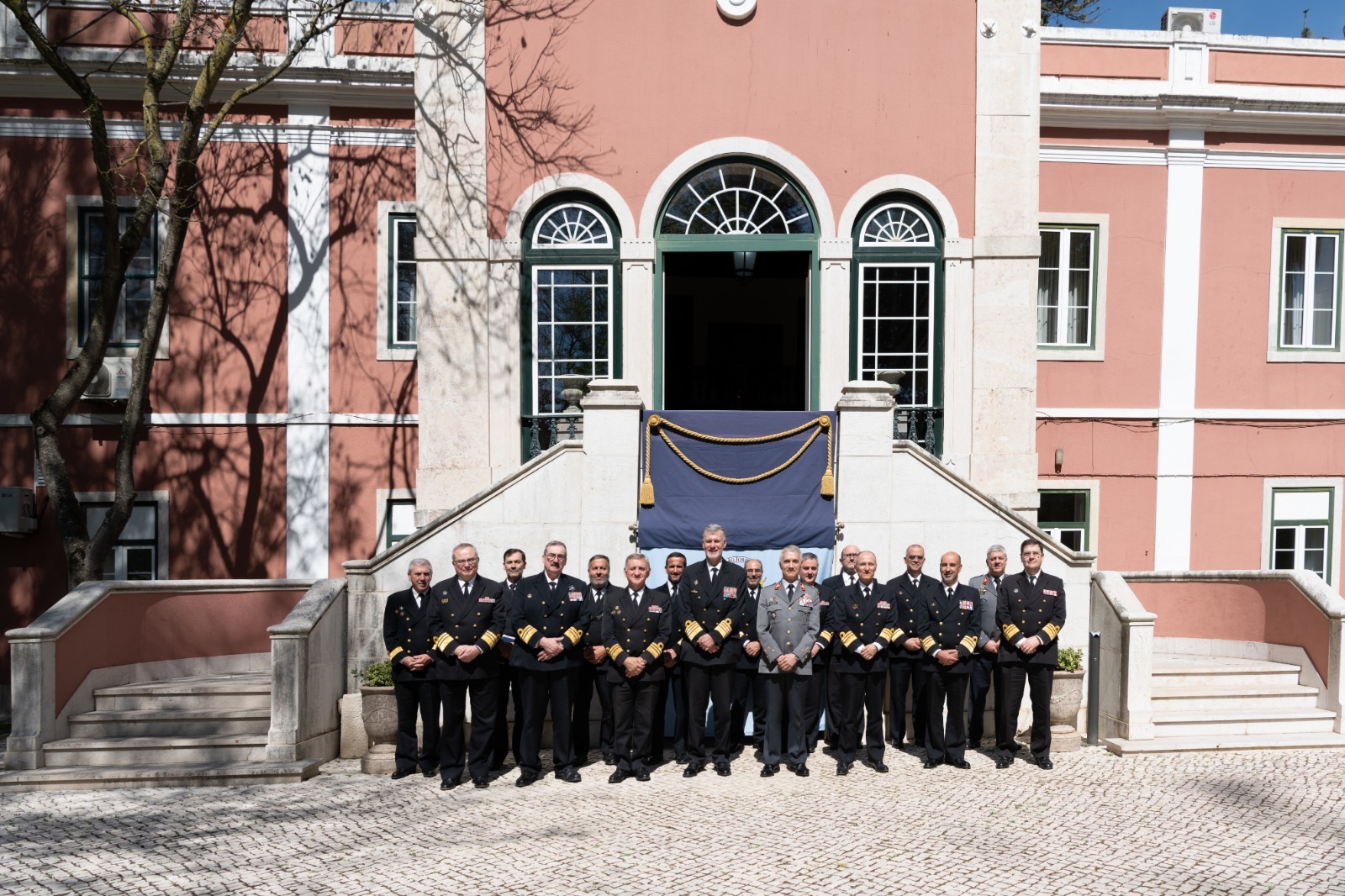 Marinha recebe a visita do Chefe Estado-Maior-General das Forças Armadas