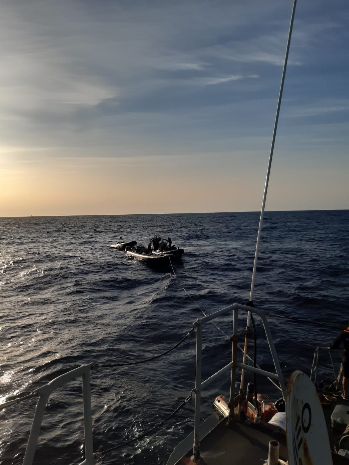 Operação conjunta apreende duas embarcações e identifica nove indivíduos 