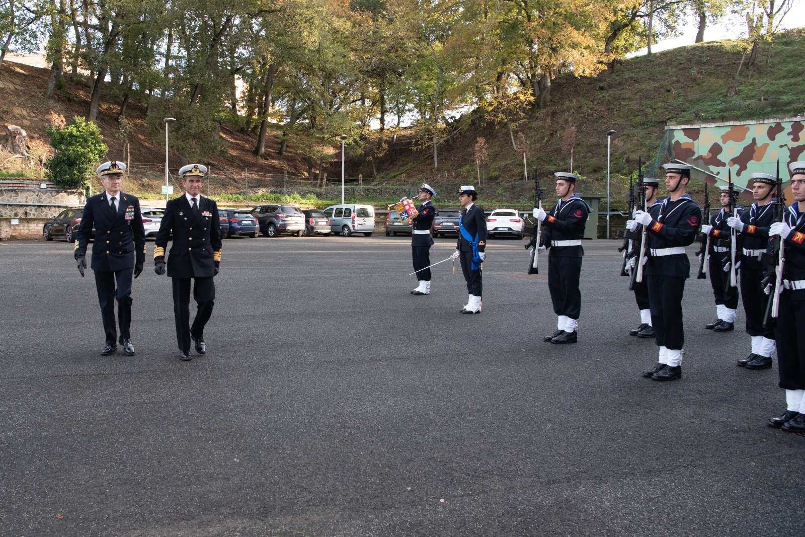 Comandante Naval visitou a Marinha italiana