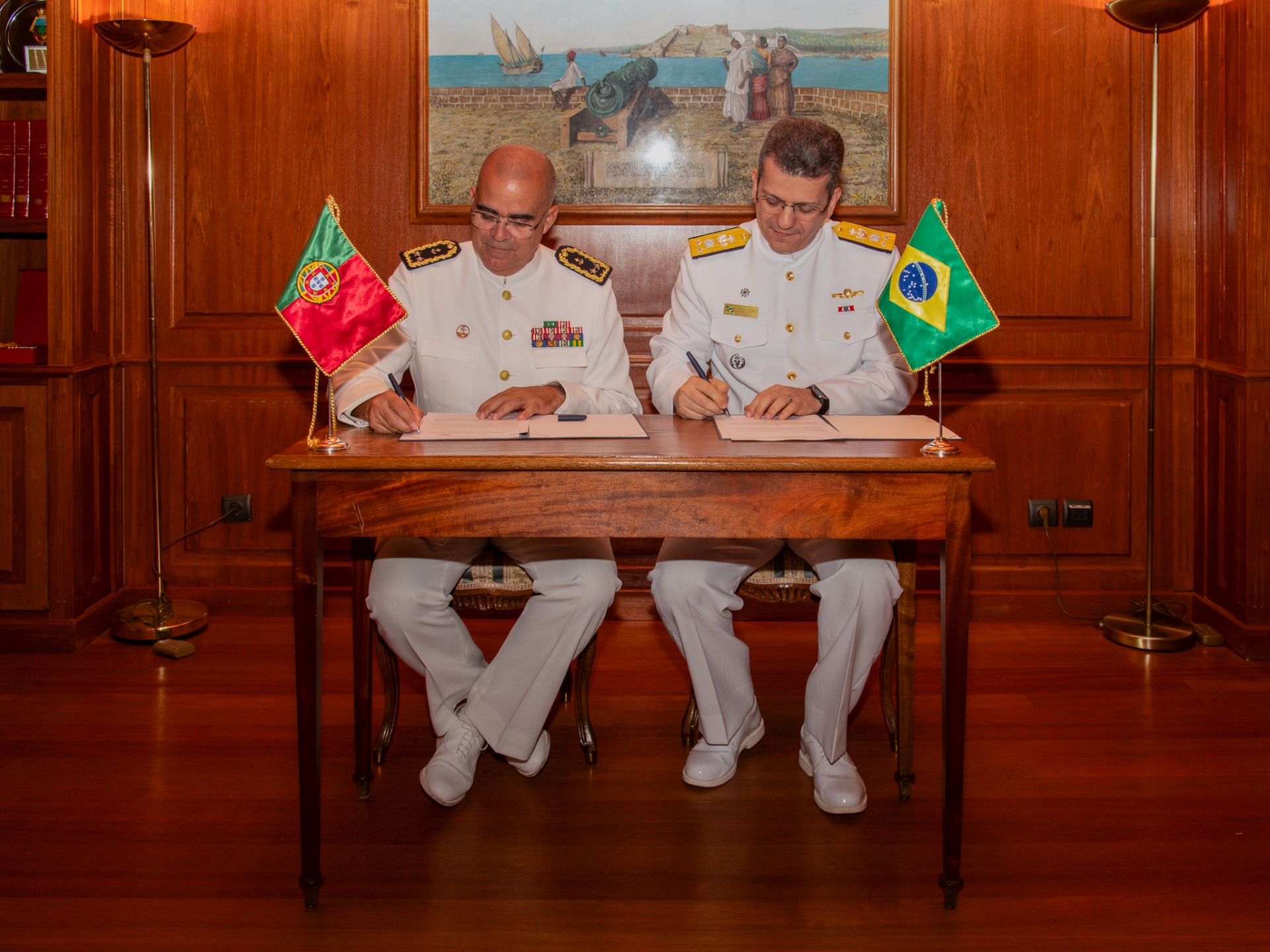 Memorando de cooperação assinado entre a Marinha Portuguesa e a Marinha do Brasil 