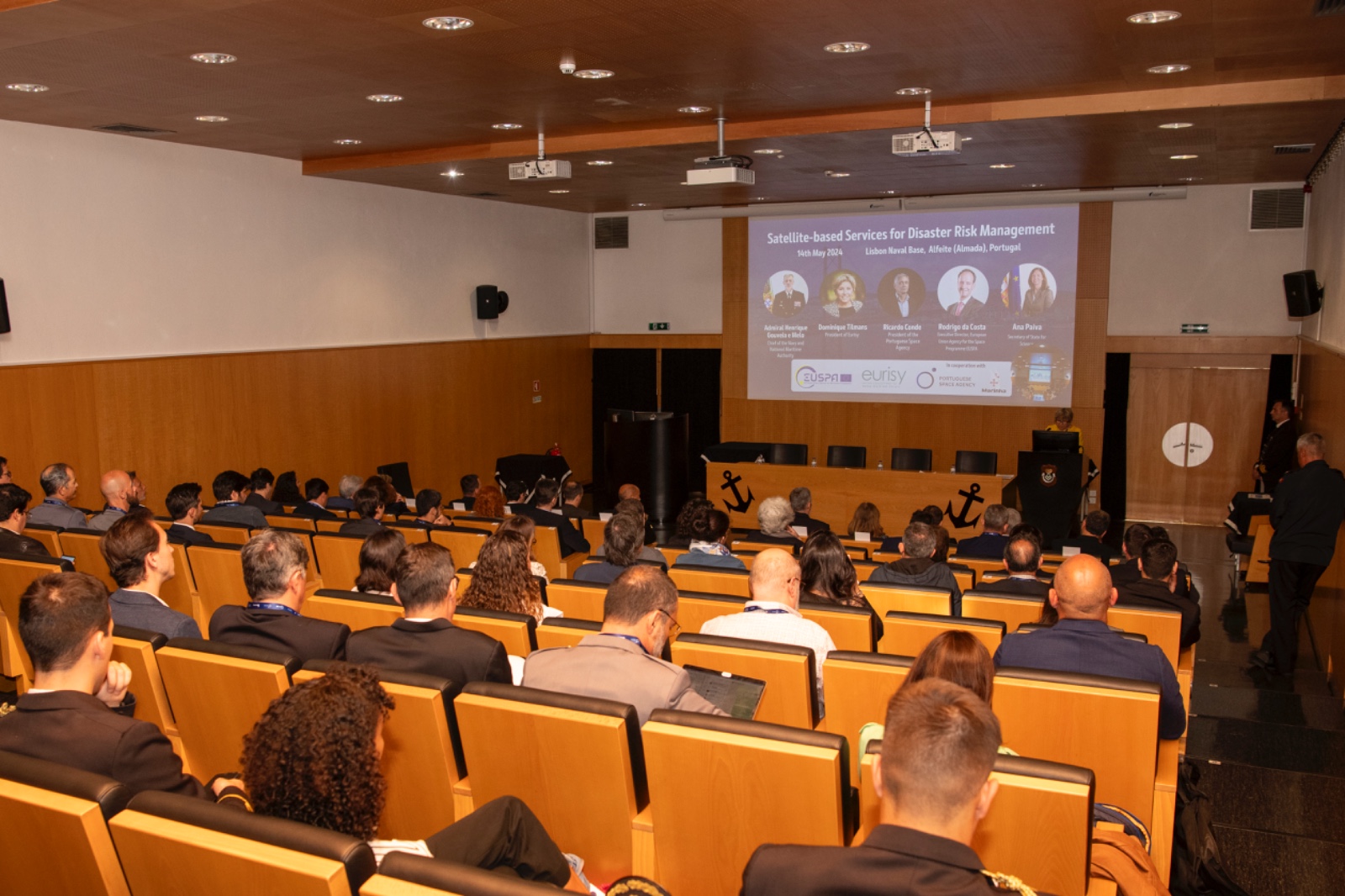 Marinha Portuguesa e a Agência Espacial Portuguesa organizam seminário sobre a aplicação de satélites em situações de emergência 