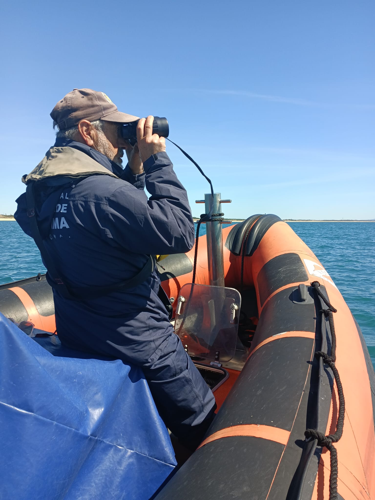 Marinha coordena ação de busca e salvamento ao largo de Setúbal