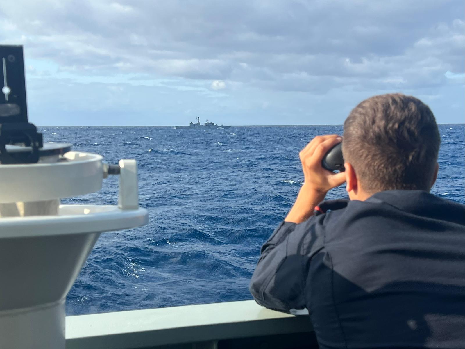 Marinha acompanha Força Naval Russa