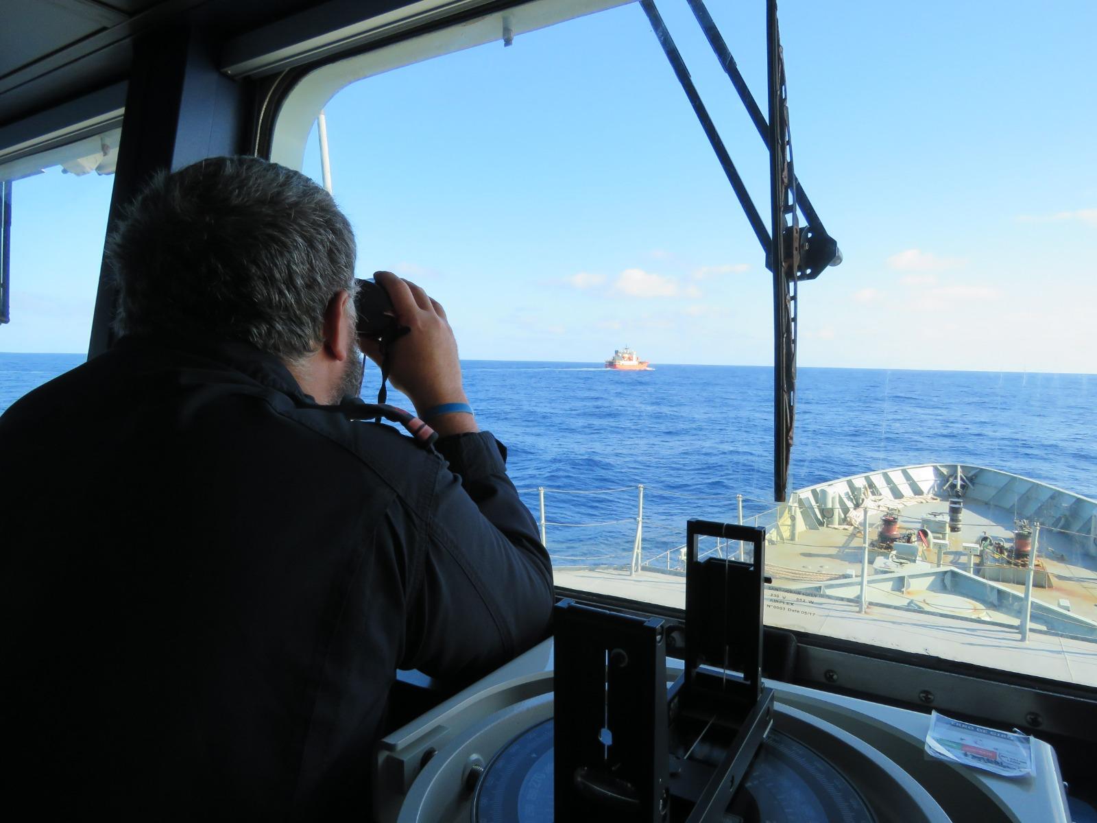 Marinha acompanhou durante dois dias navio da Federação Russa