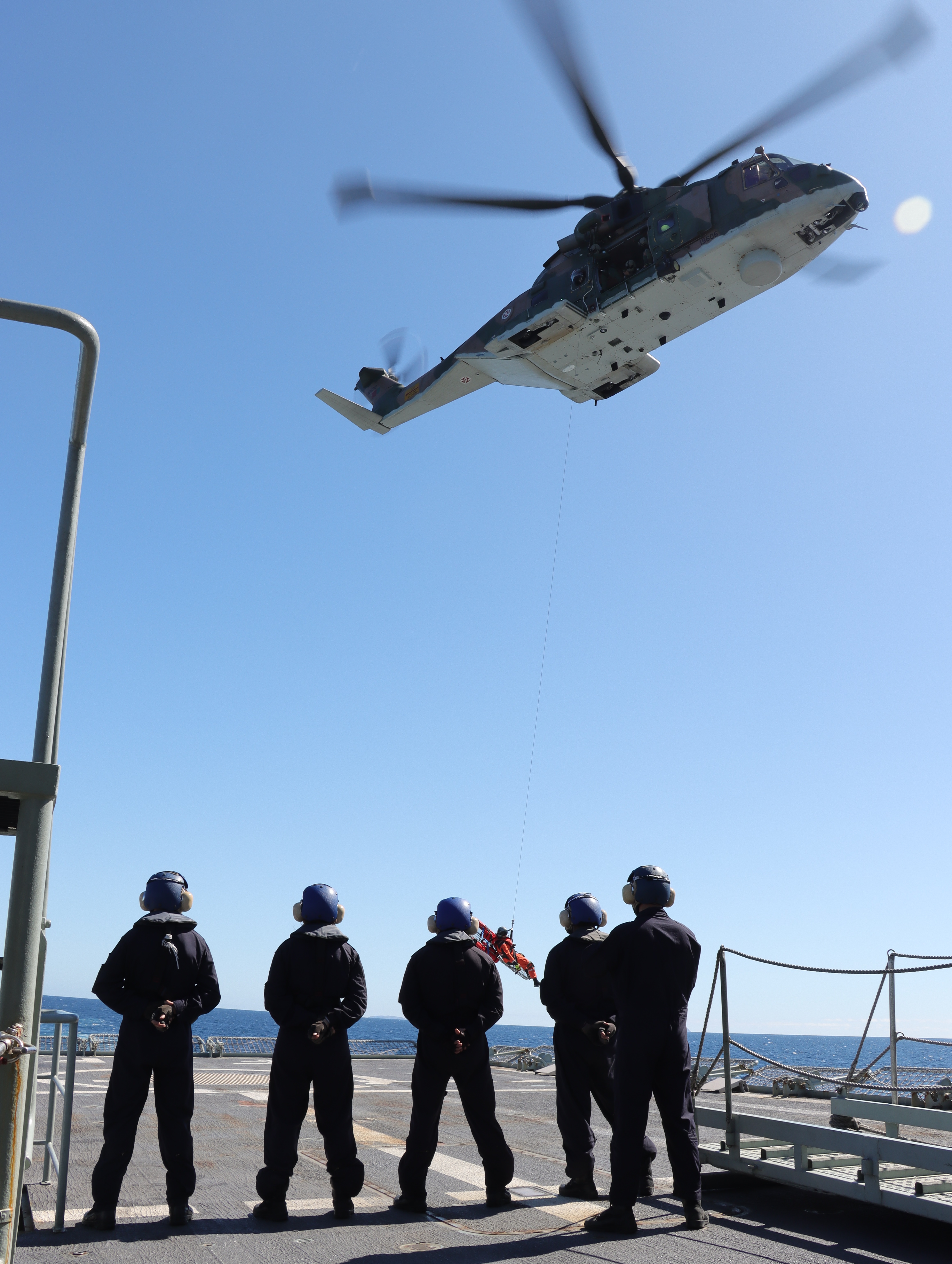 NRP Figueira da Foz realiza exercício de busca e salvamento com aeronave da Força Aérea Portuguesa