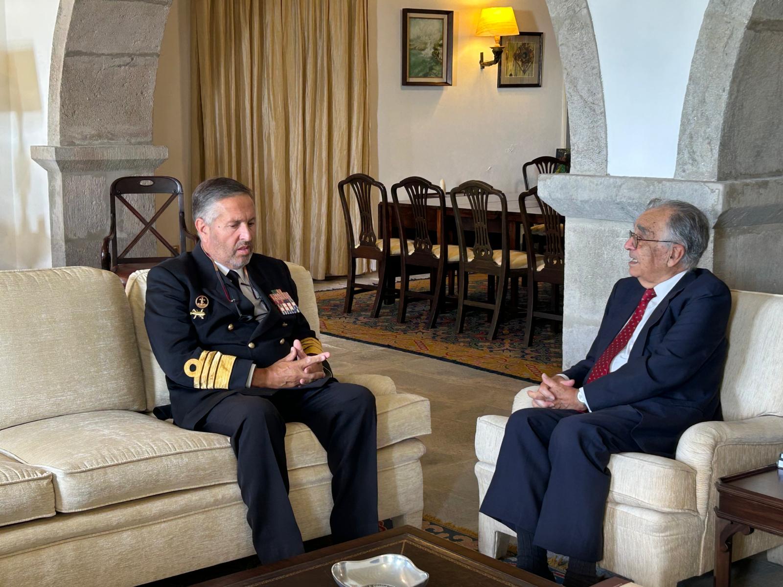 Marinha e Governo Regional dos Açores assinam protocolo de cooperação para operação e manutenção do navio de investigação científica “Azores Ocean”