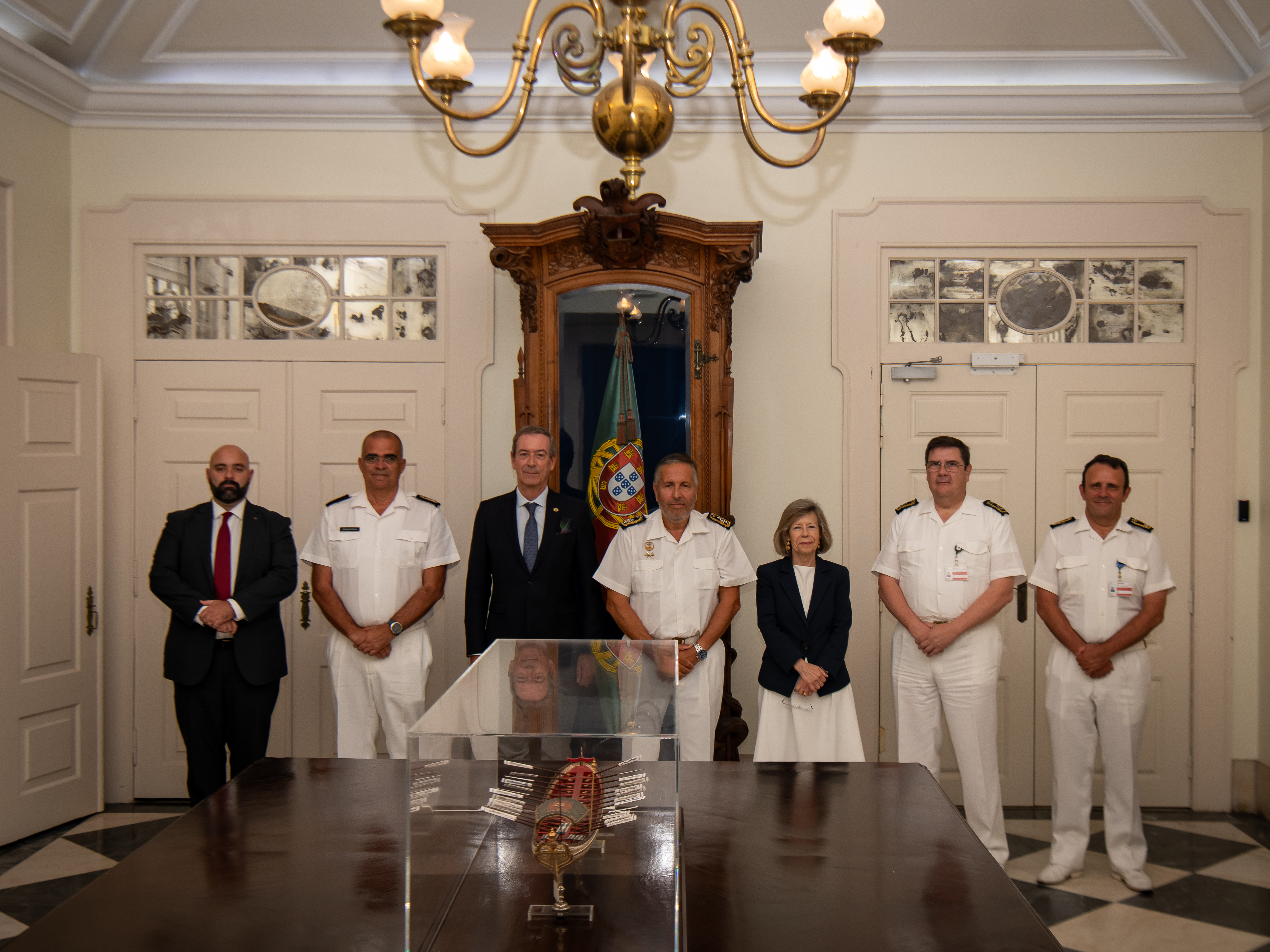 Chefe do Estado-Maior da Armada recebe Presidente da Associação de Auditores dos Cursos de Defesa Nacional
