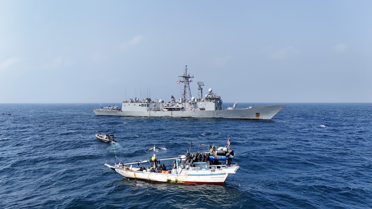 Força Naval da União Europeia libertou uma embarcação de pesca