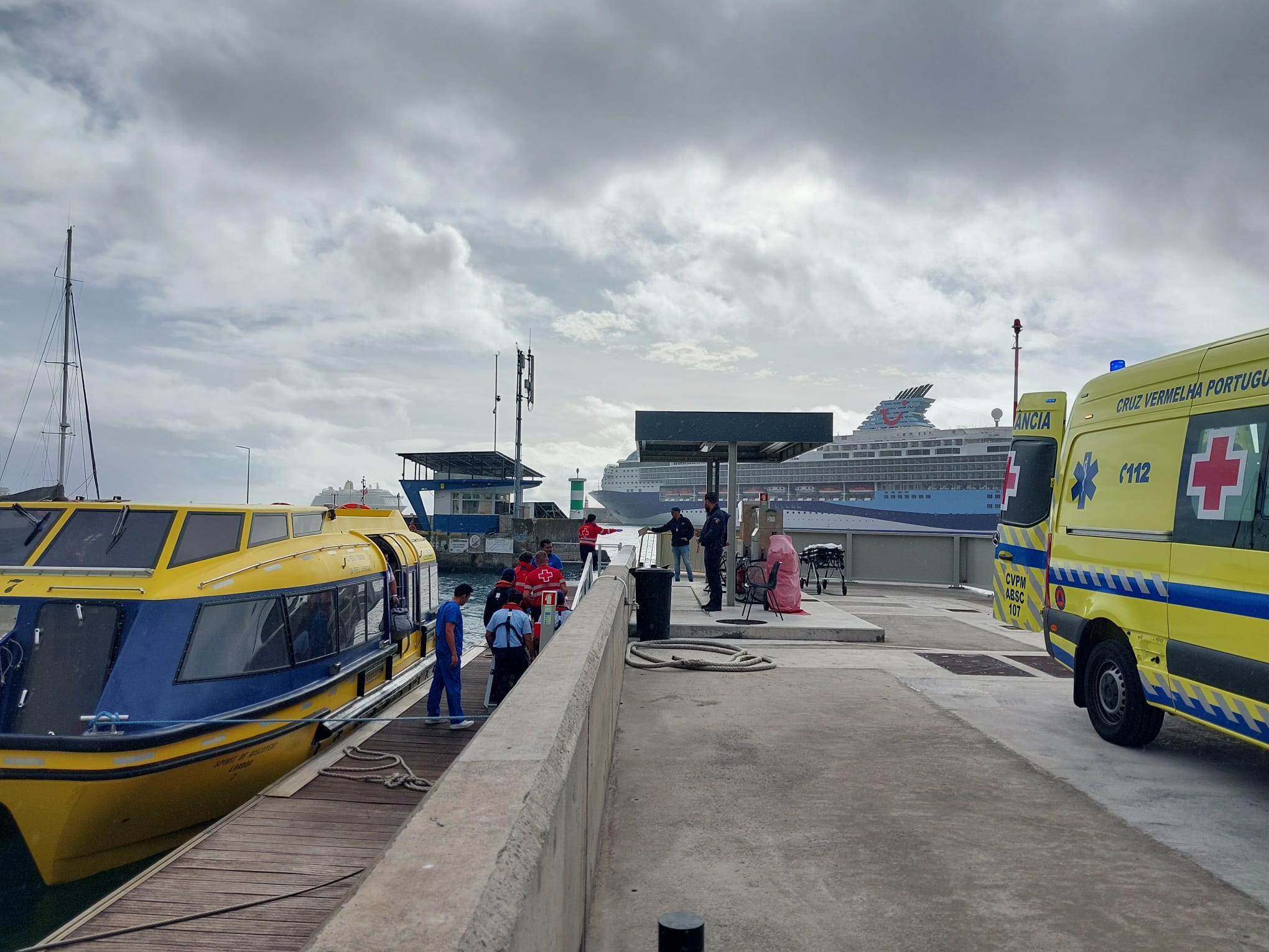 Marinha coordena duas evacuações médicas ao largo da Ilha da Madeira