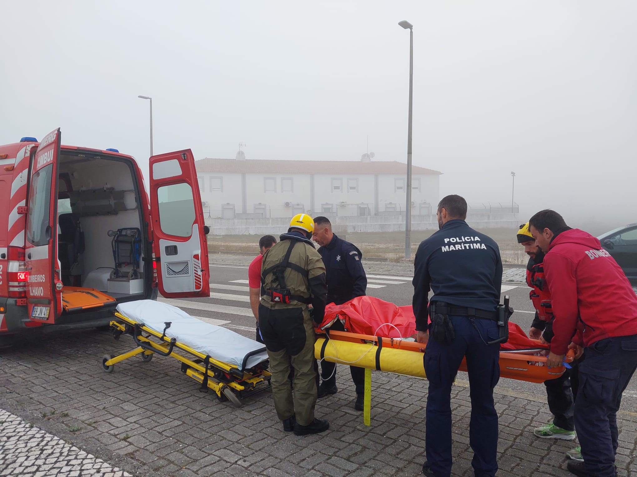 Marinha coordena resgate de tripulante de navio mercante ao largo de Aveiro