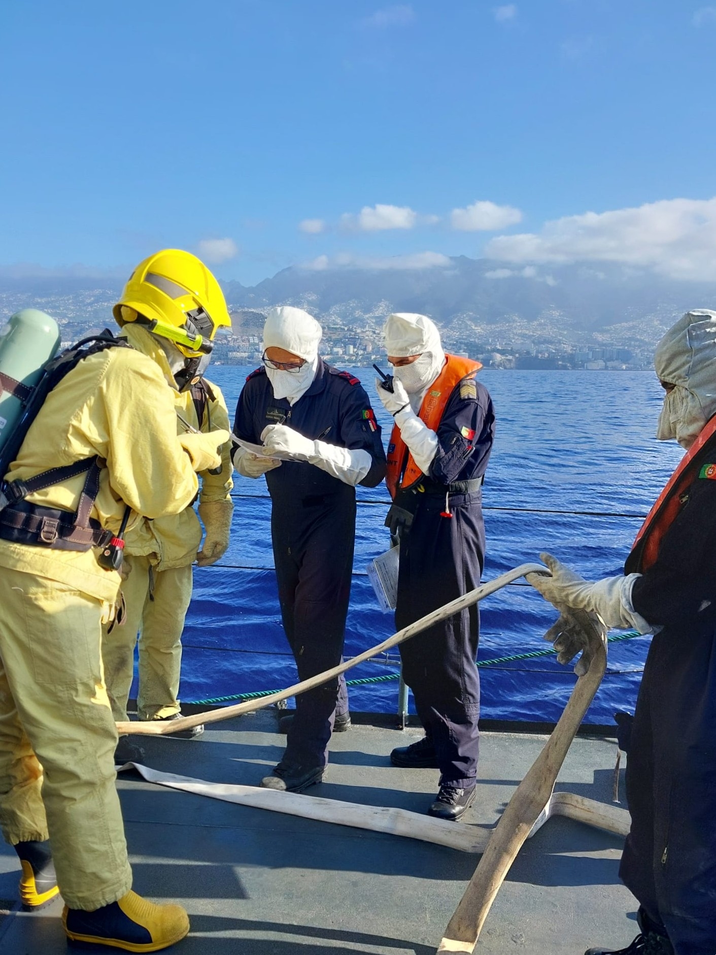 Navio da Marinha realiza Plano de Treino Específico na Madeira 