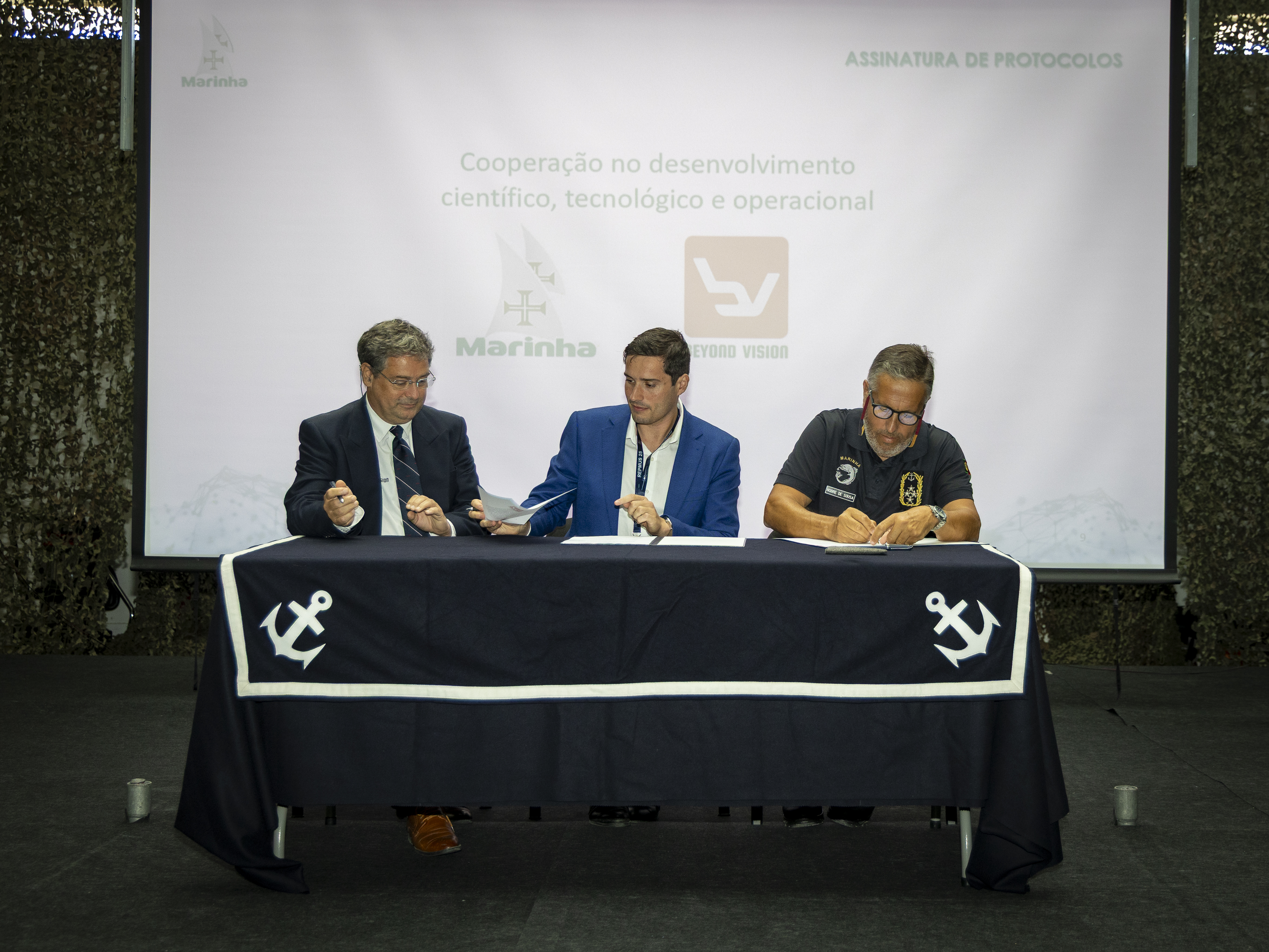 Marinha atribui Marcas de Qualificação durante o REPMUS 2025 em Troia