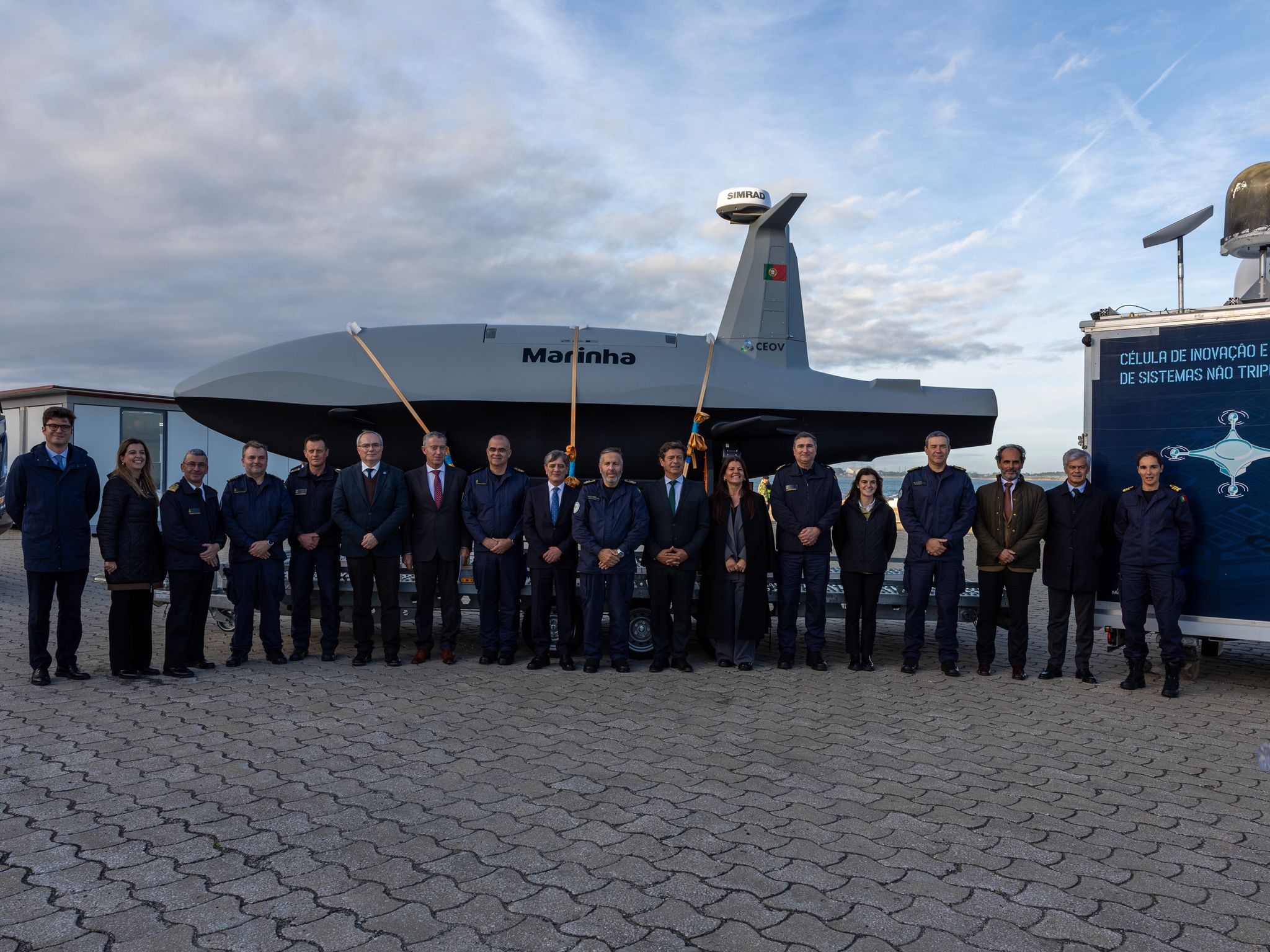 Secretário de Estado das Pescas e do Mar visita Centro de Experimentação Operacional da Marinha em Troia
