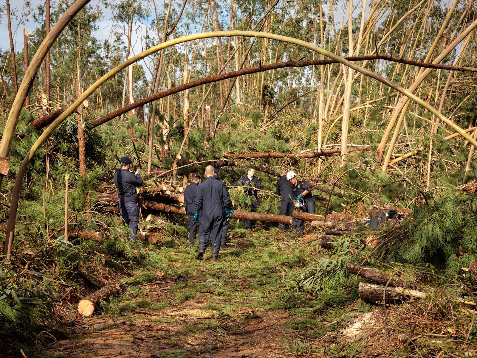Marinha Portuguesa mantém apoio à população afetada pela depressão Kristin na Região Centro