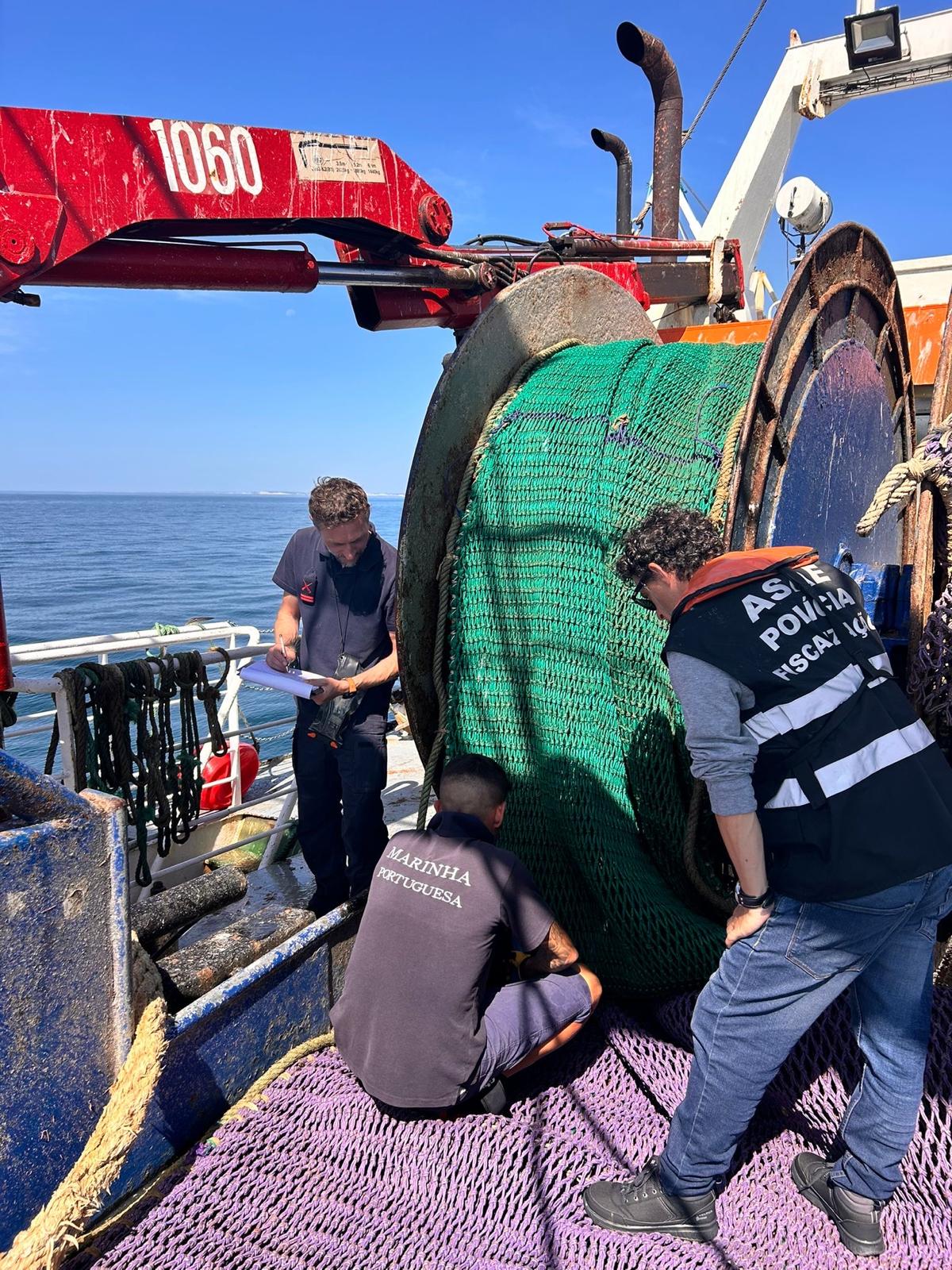 Marinha Portuguesa e Polícia Marítima realizam ação de fiscalização marítima com ASAE no Algarve