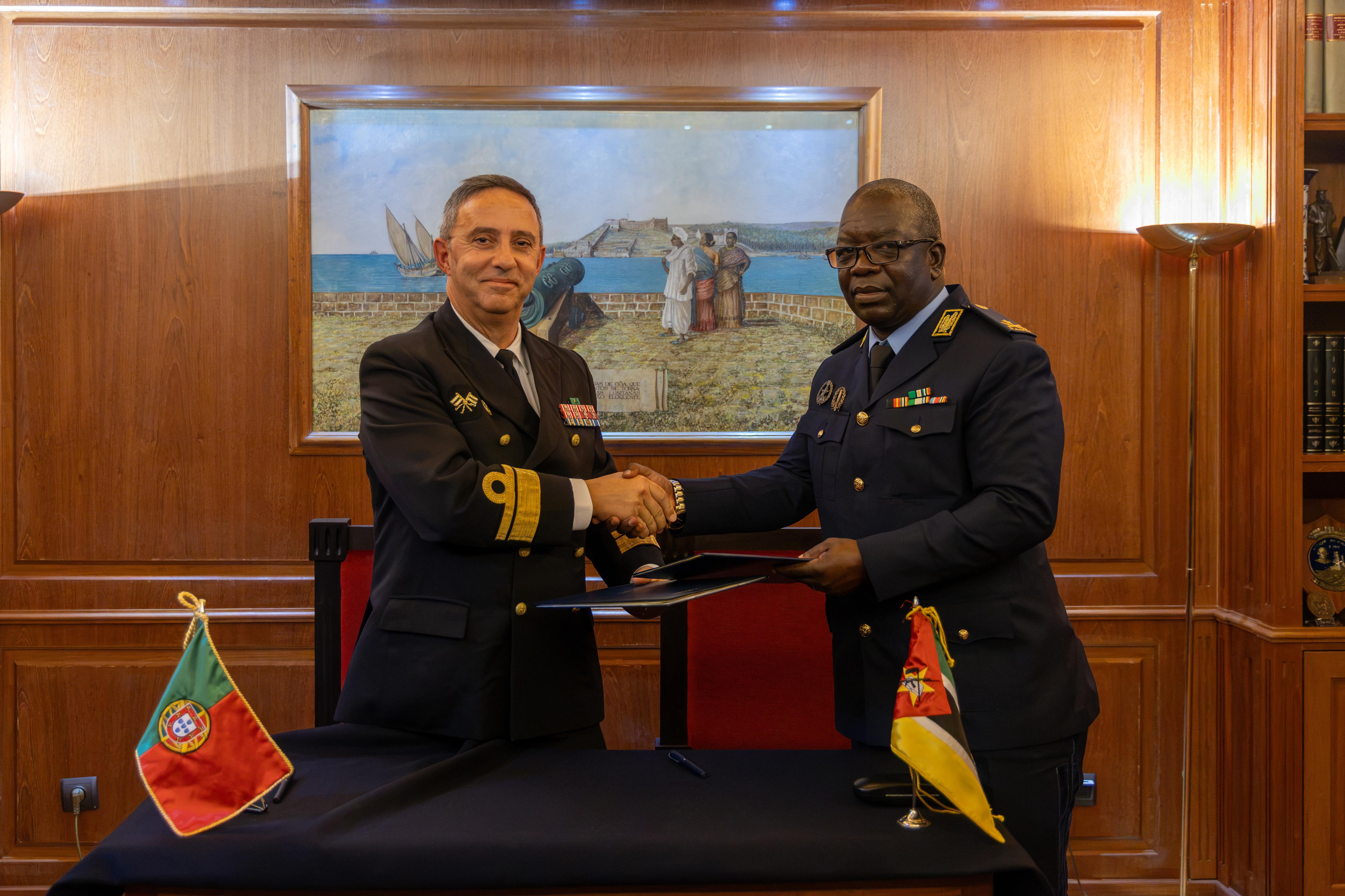 Marinha Portuguesa e a Marinha de Guerra de Moçambique assinam Plano de Cooperação Bilateral
