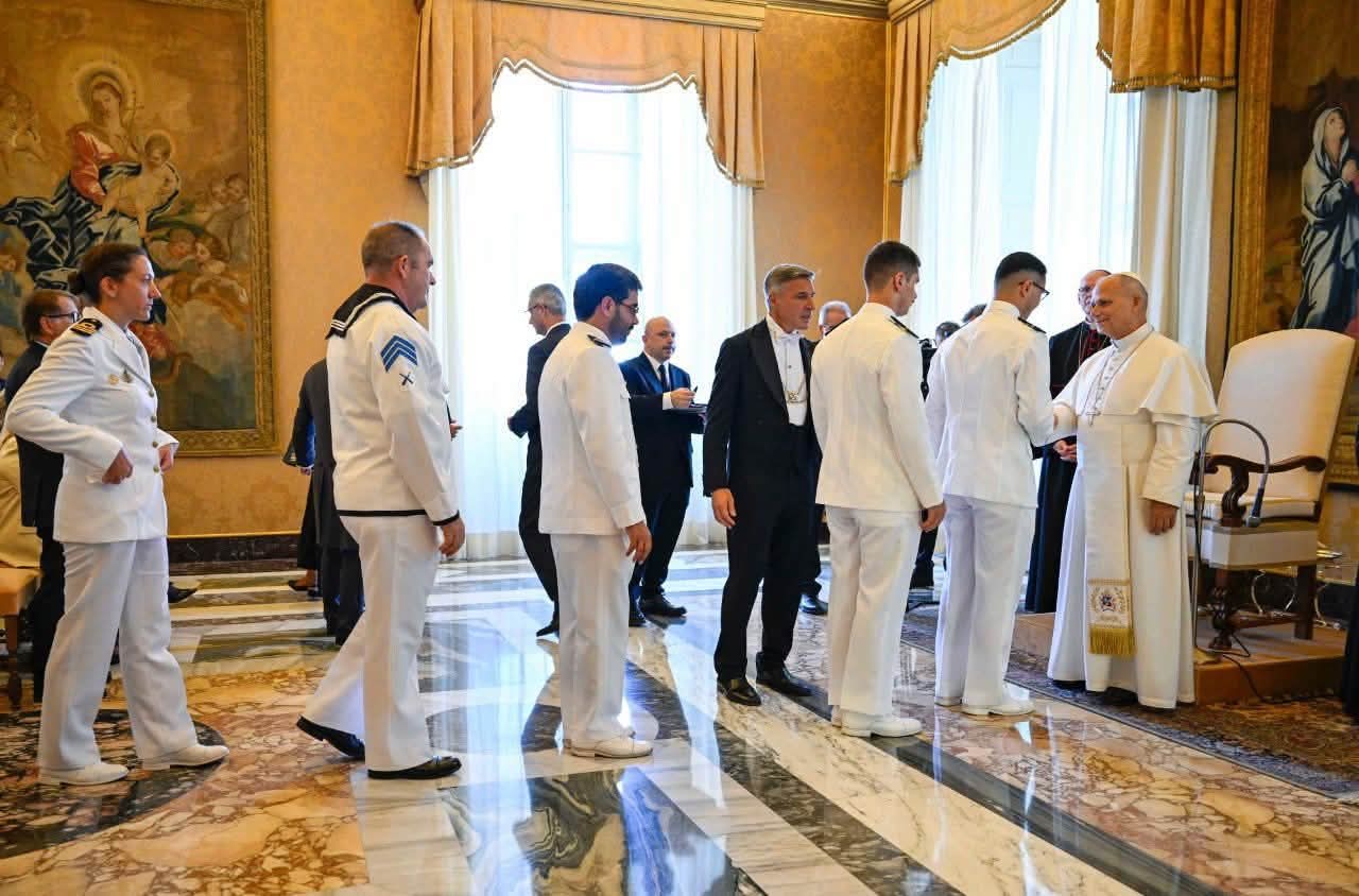 Marinha Portuguesa participa na audiência com o Papa Leão XIV no Vaticano 