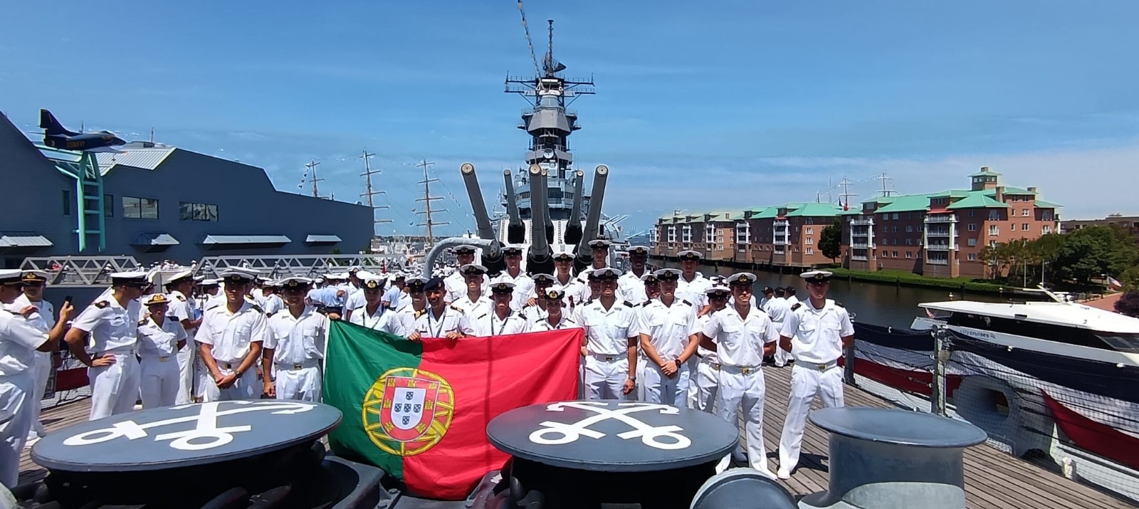 NRP Sagres integra a SAIL250 em NORFOLK