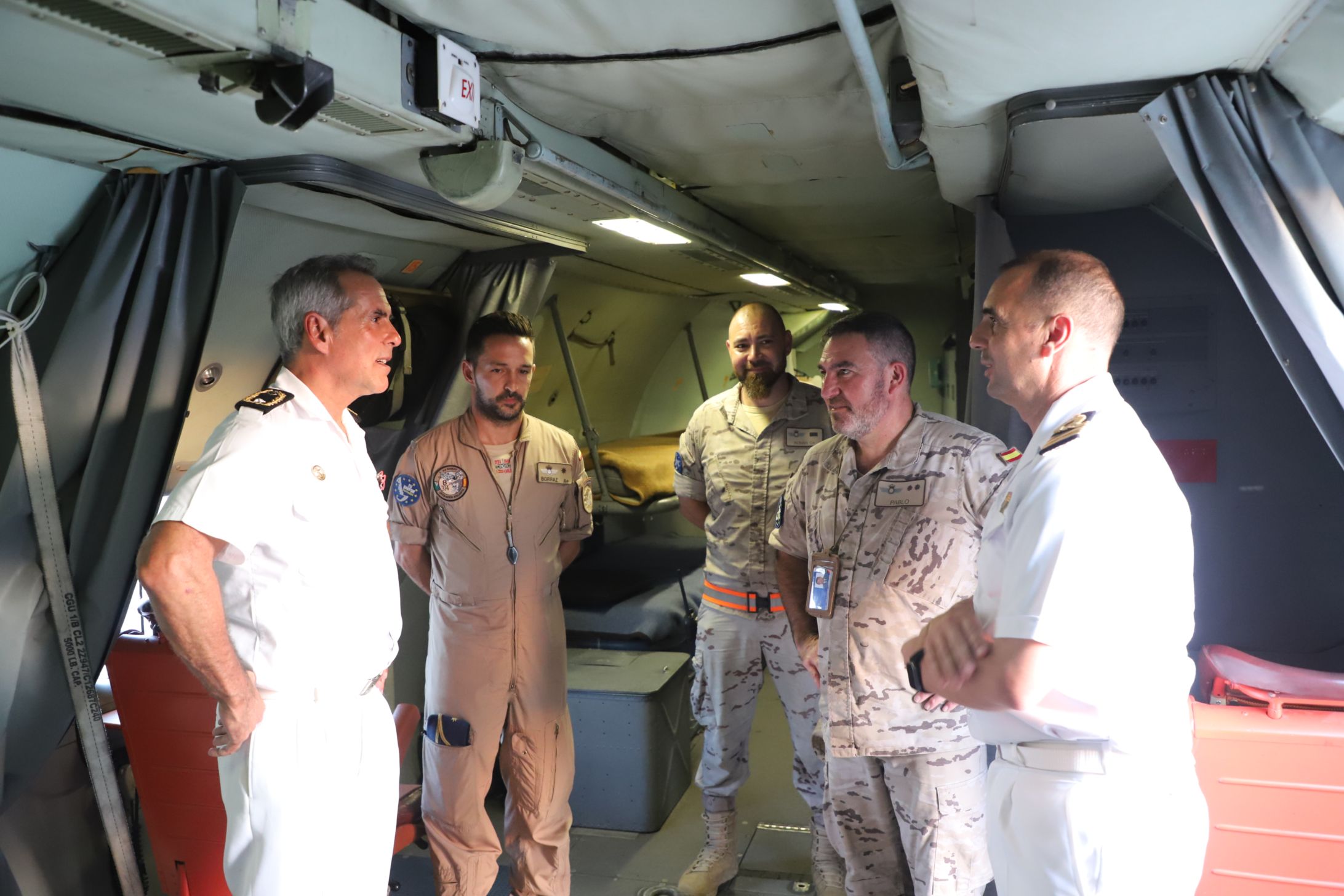 Comandante da Força Naval da União Europeia visita o destacamento da Força Aérea espanhola no Djibuti