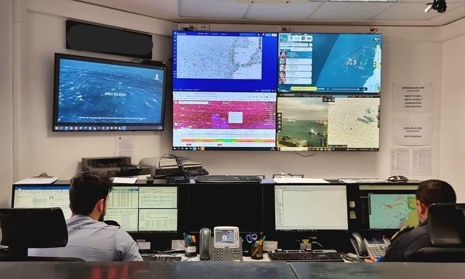 Marinha coordena resgate de tripulante de navio de bandeira francesa