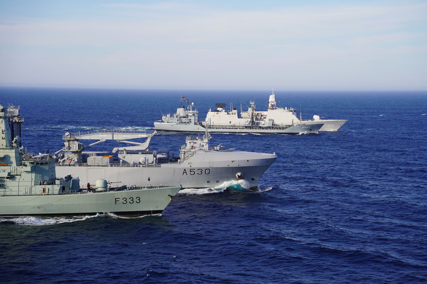 NRP  Bartolomeu Dias participa em exercícios no Ártico