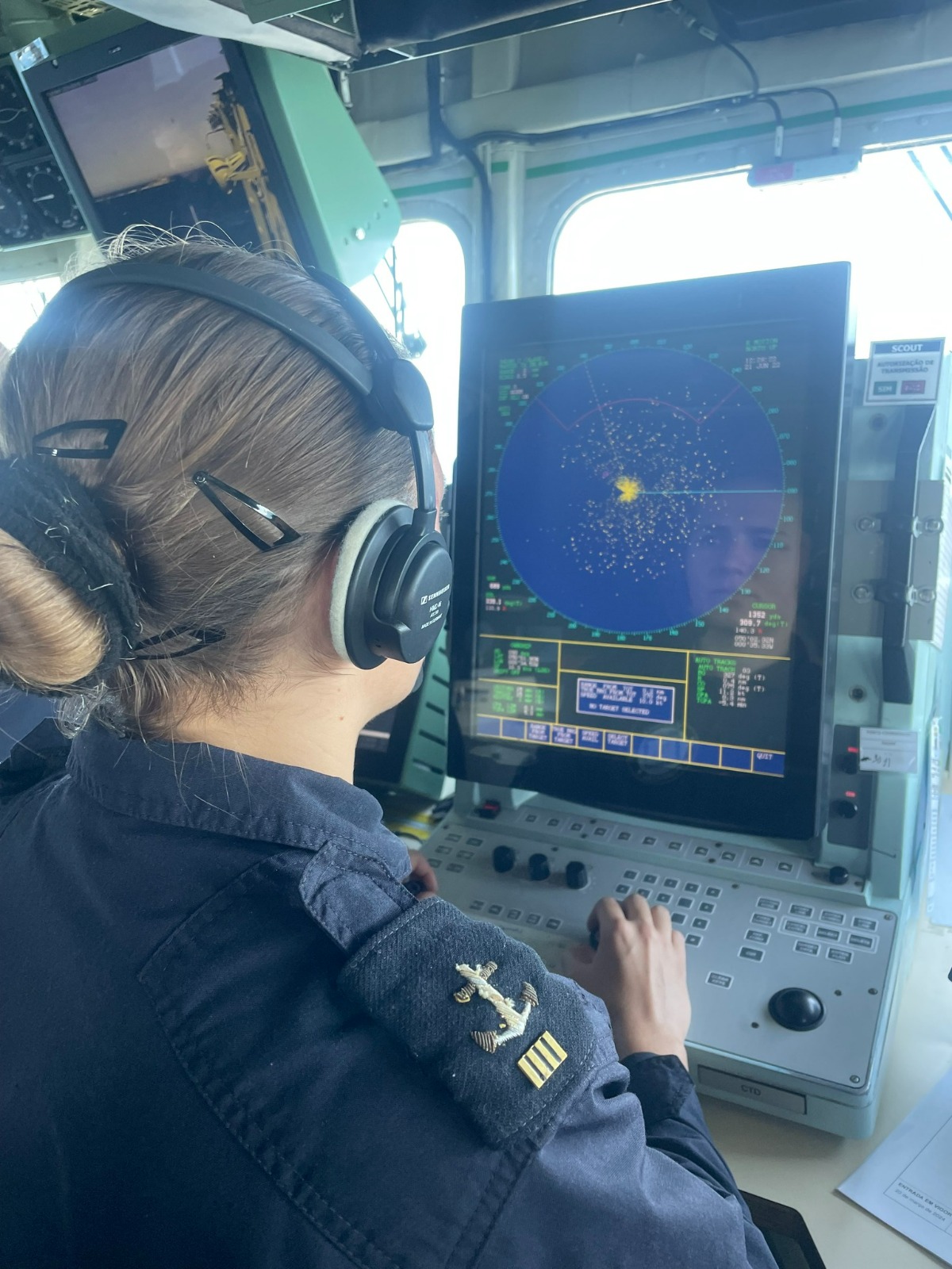 Fragata Bartolomeu Dias e Navio Patrulha Oceânico Setúbal efetuam viagem de instrução de cadetes