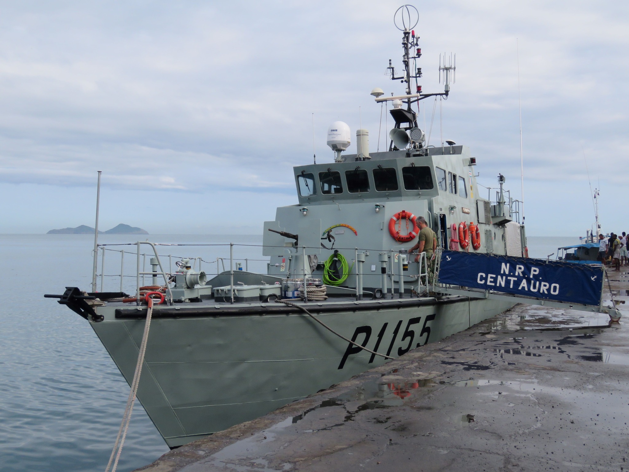 NRP Centauro em São Tomé e Príncipe