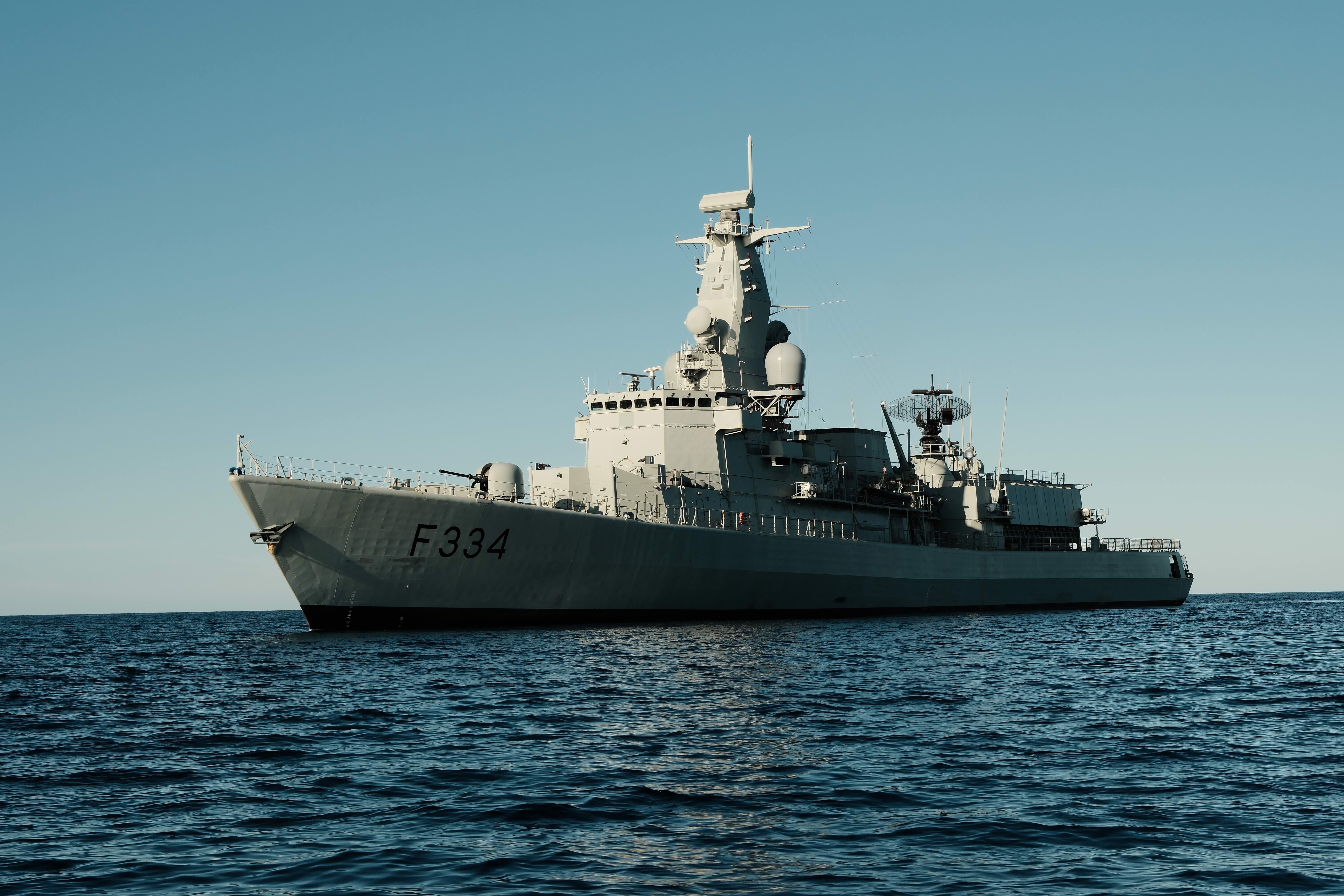 Fragata D. Francisco de Almeida aberta a visitas no Funchal