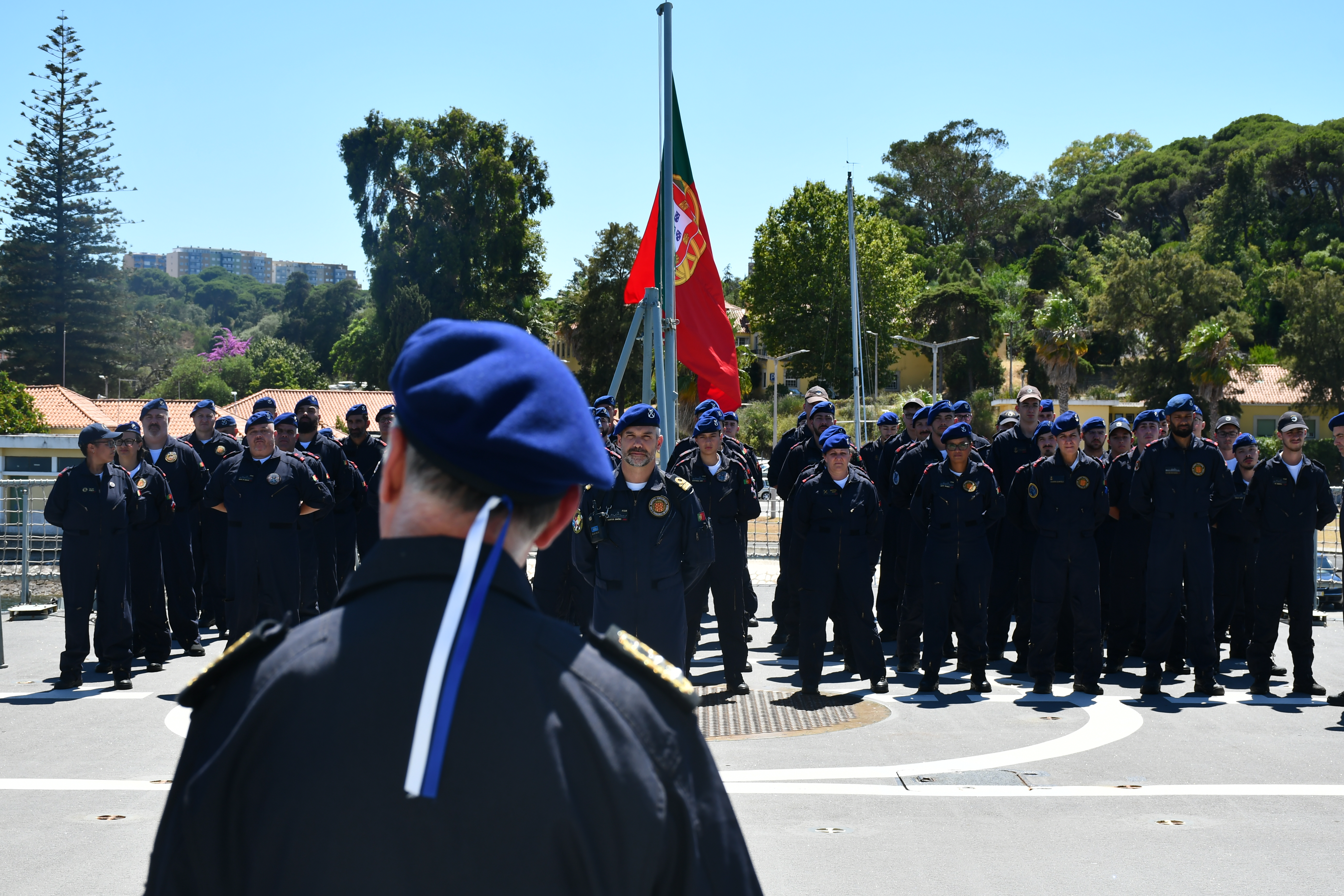 Cadetes da Escola Naval iniciam viagem de instrução a bordo do NRP D. Francisco de Almeida