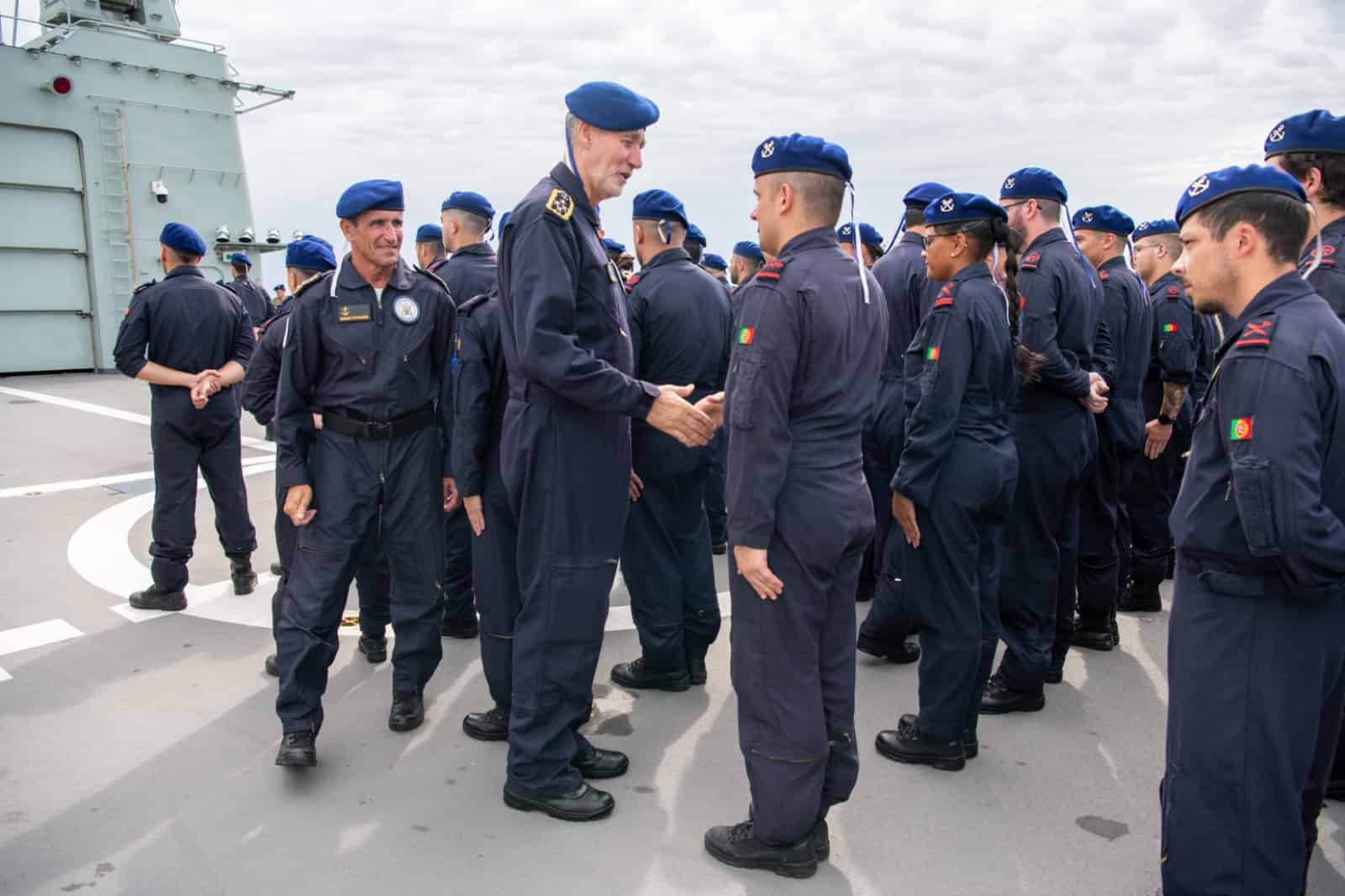 Largada do navio para missão