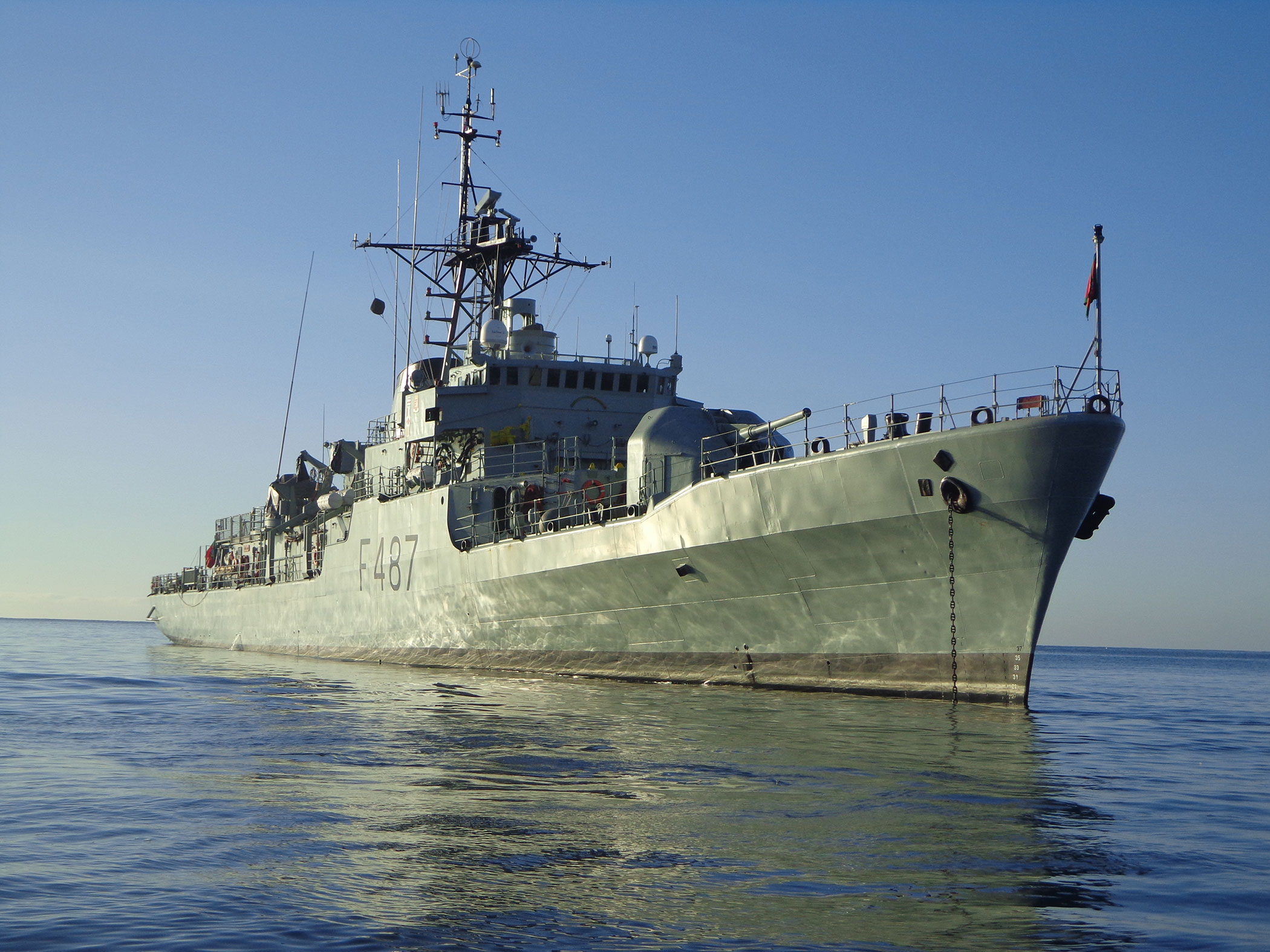 Corveta João Roby em missão na Região Autónoma da Madeira