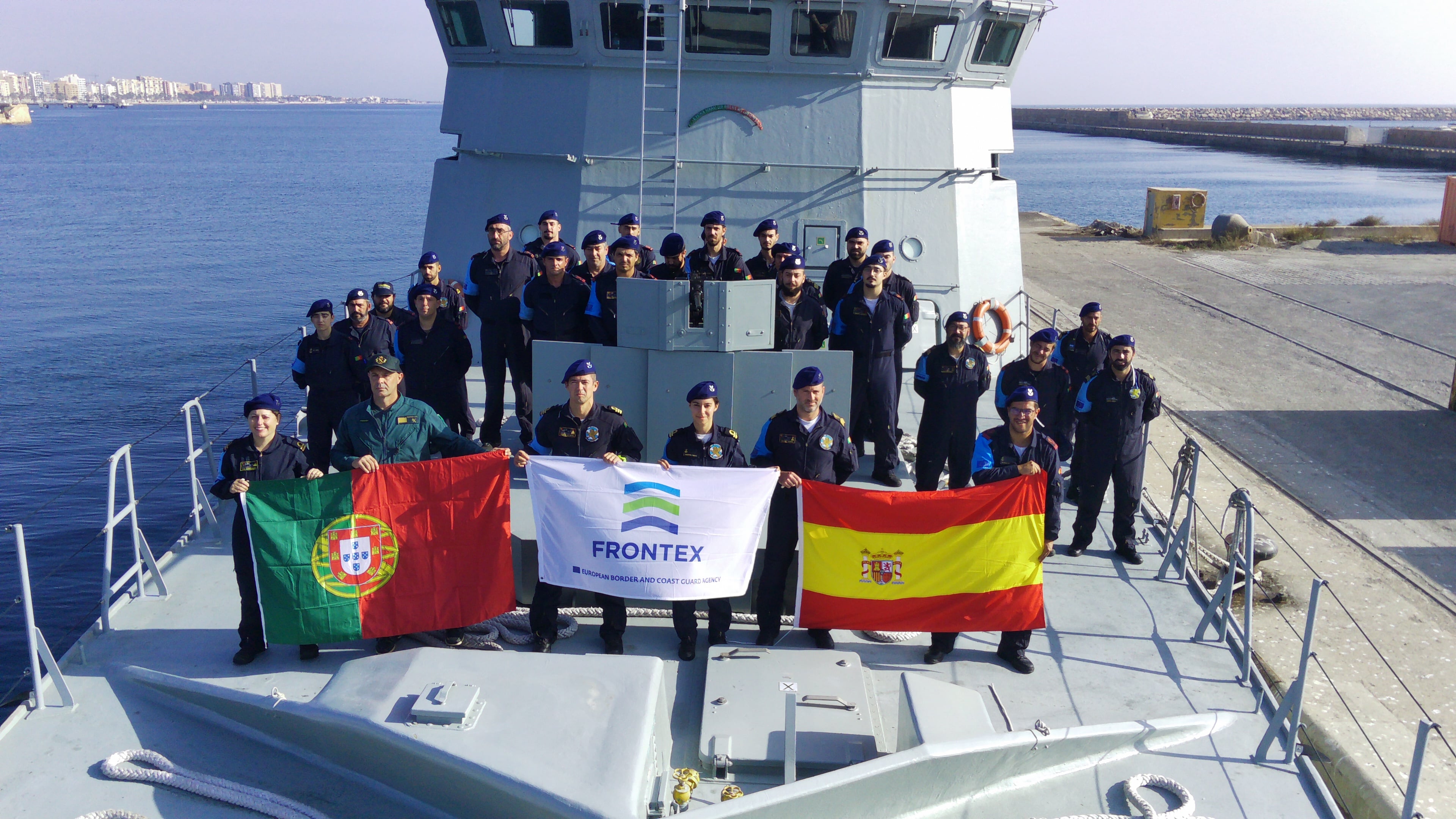 Marinha portuguesa e espanhola - missão frontex