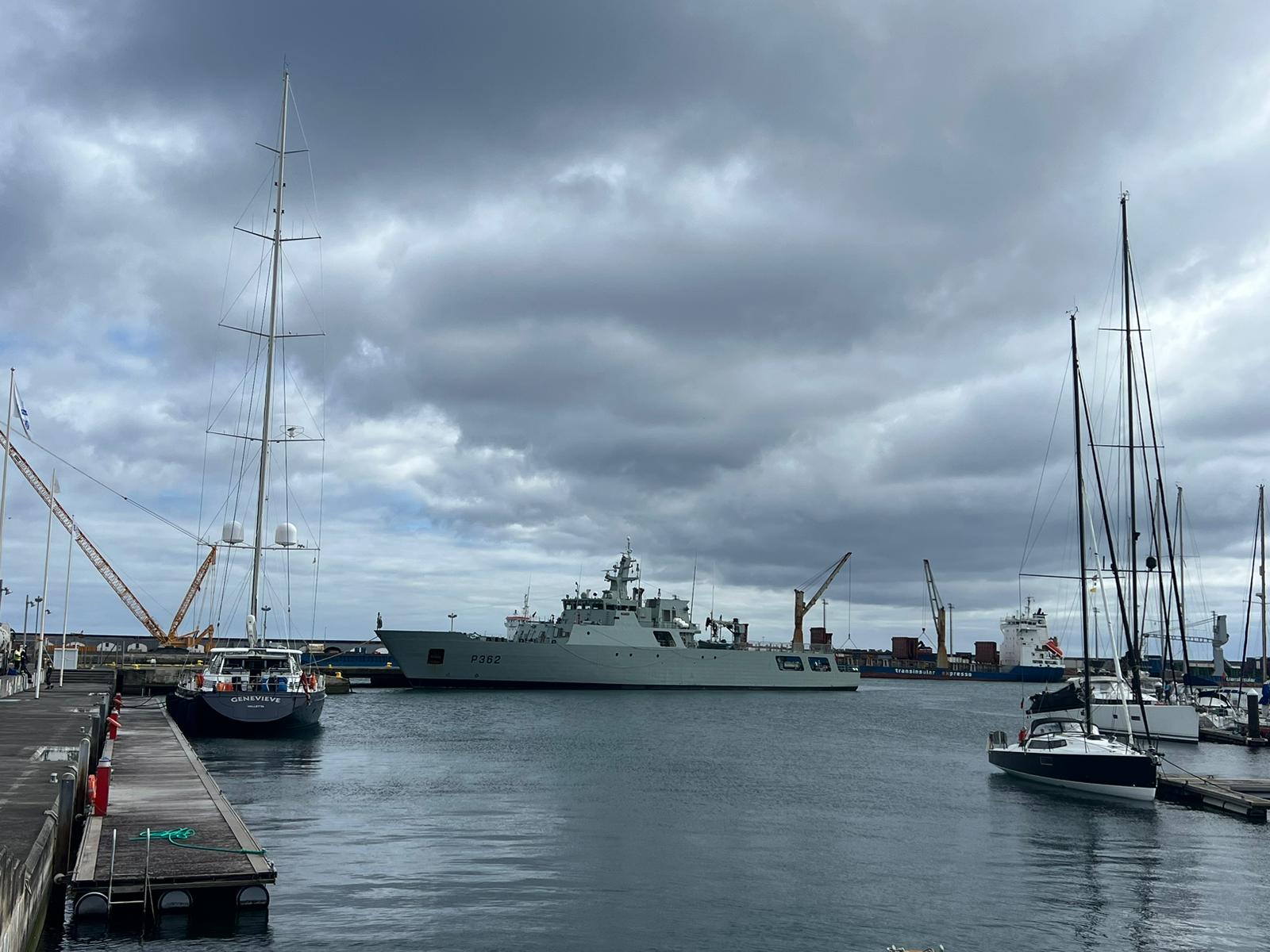 Navio da Marinha recebe mais de 700 visitas nos Açores