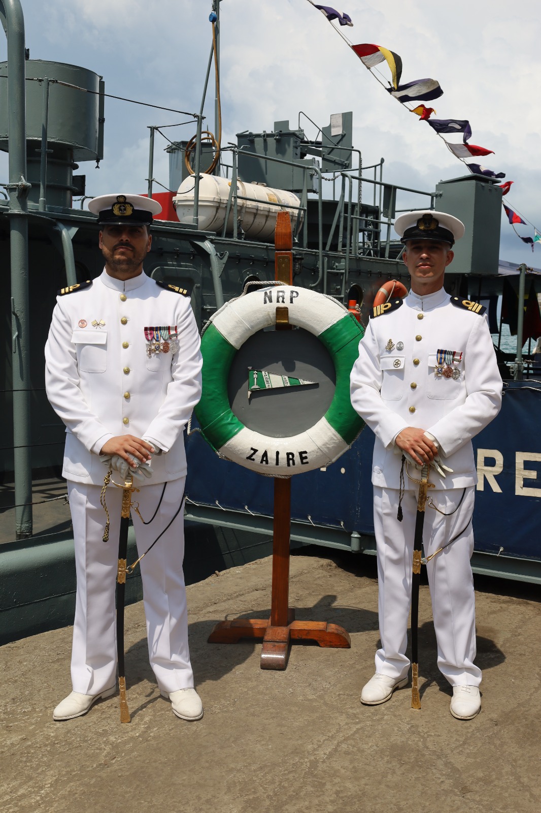 NRP Zaire tem novo comandante