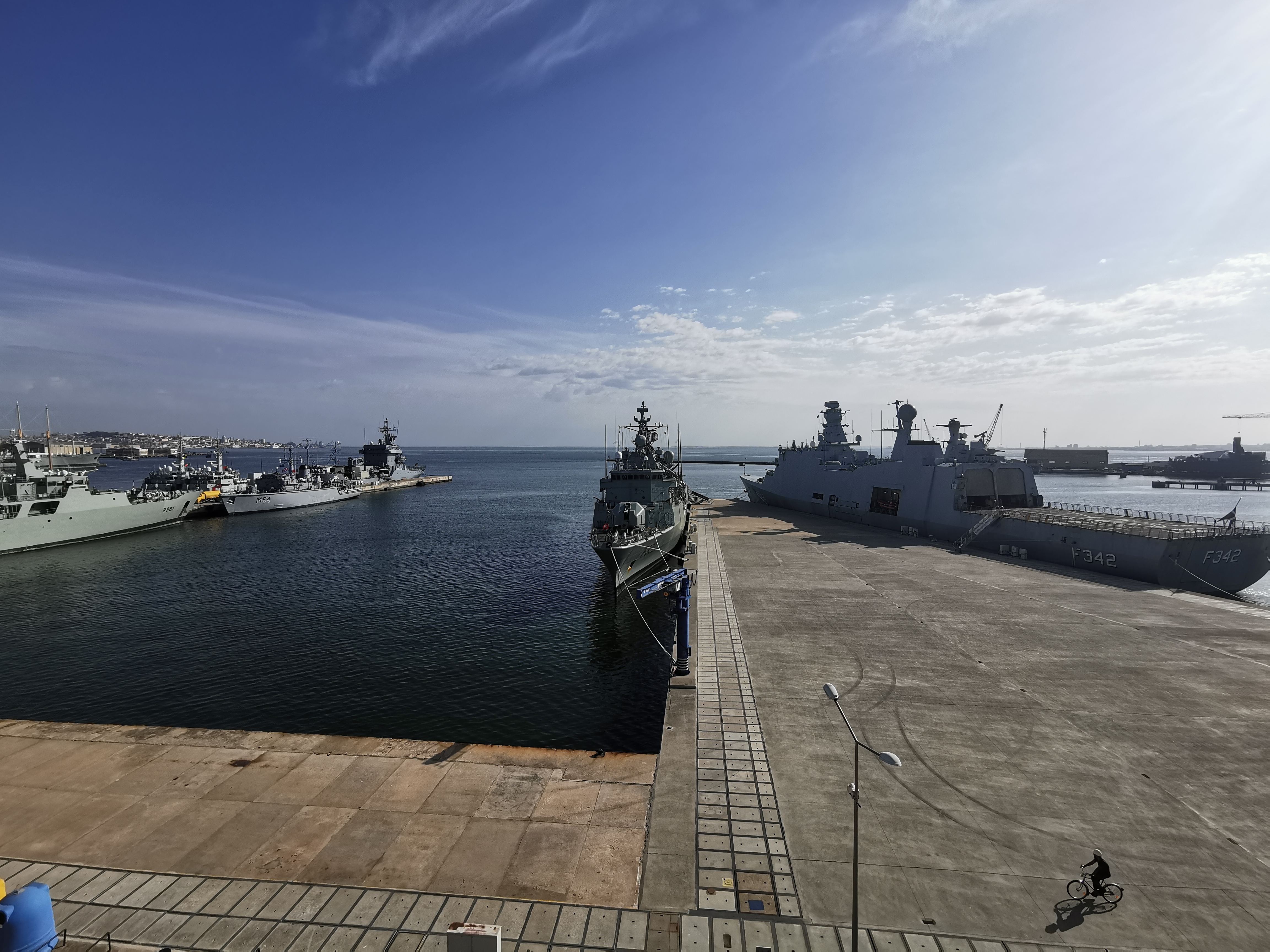 Forças da NATO visitam a Base Naval de Lisboa