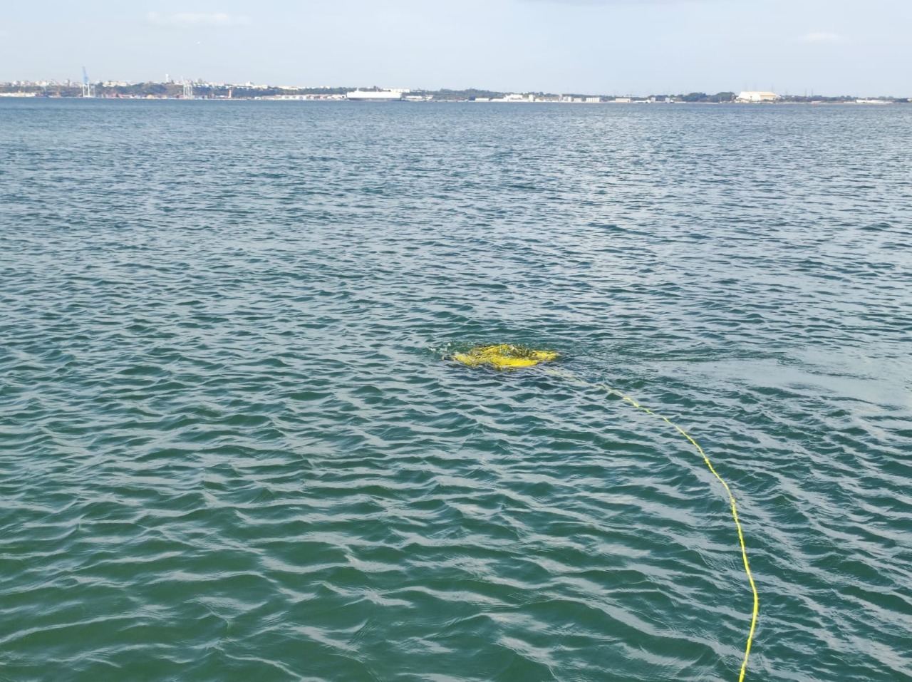 Meios não tripulados participam operações noturnas em Troia
