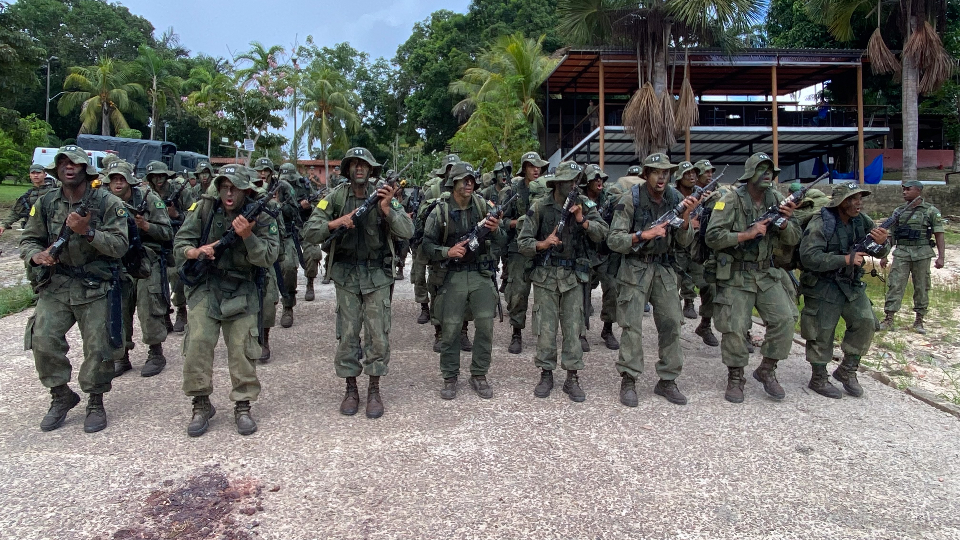 Militar da Marinha Portuguesa termina com excelência o Curso Expedito de Operações Ribeirinhas no Brasil