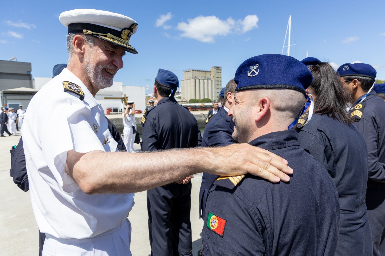 Submarino Arpão regressa após missão histórica